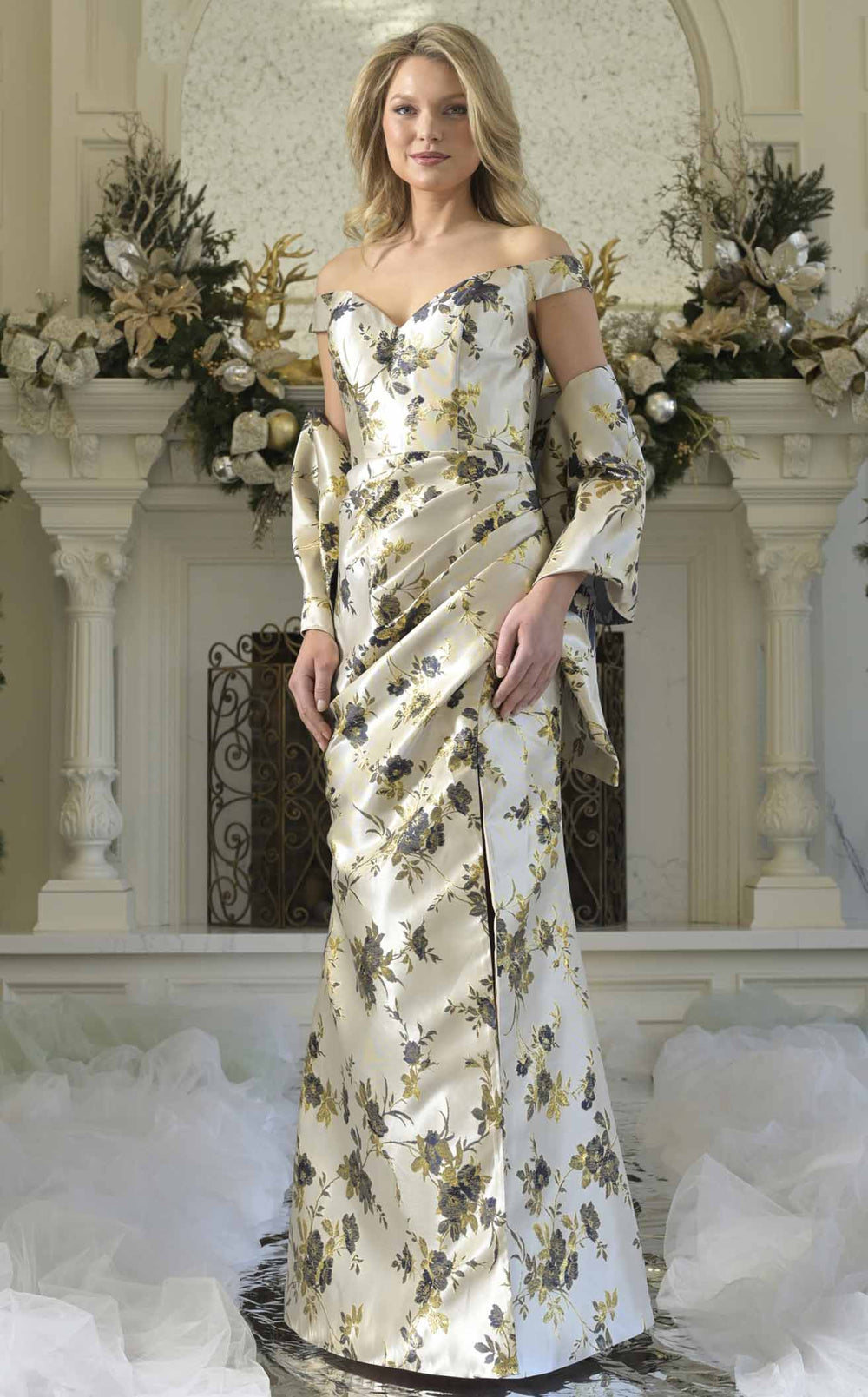 Exquisite Rina Di Montella RD3350 Dress detail view - VOLAKK