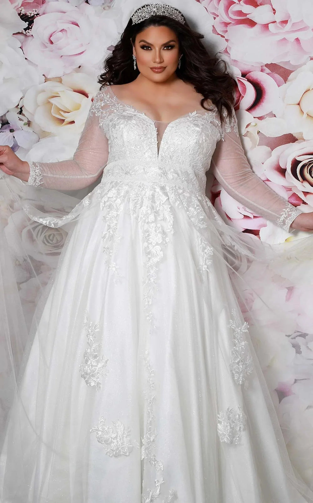 Exquisite Sydneys Closet SC5282 Dress detail view - VOLAKK