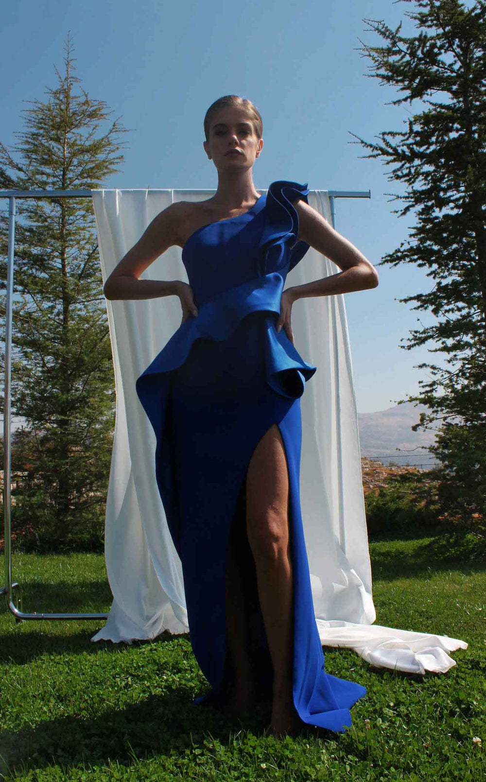 Edward Arsouni Couture SS608 Dress details - VOLAKK