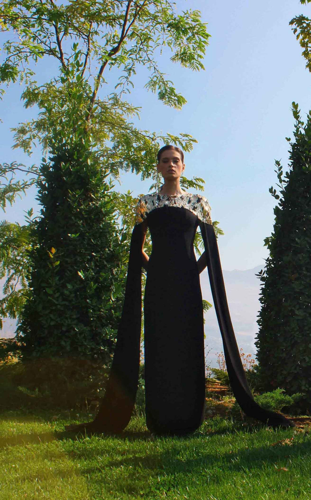 Edward Arsouni Couture SS615 Dress details - VOLAKK