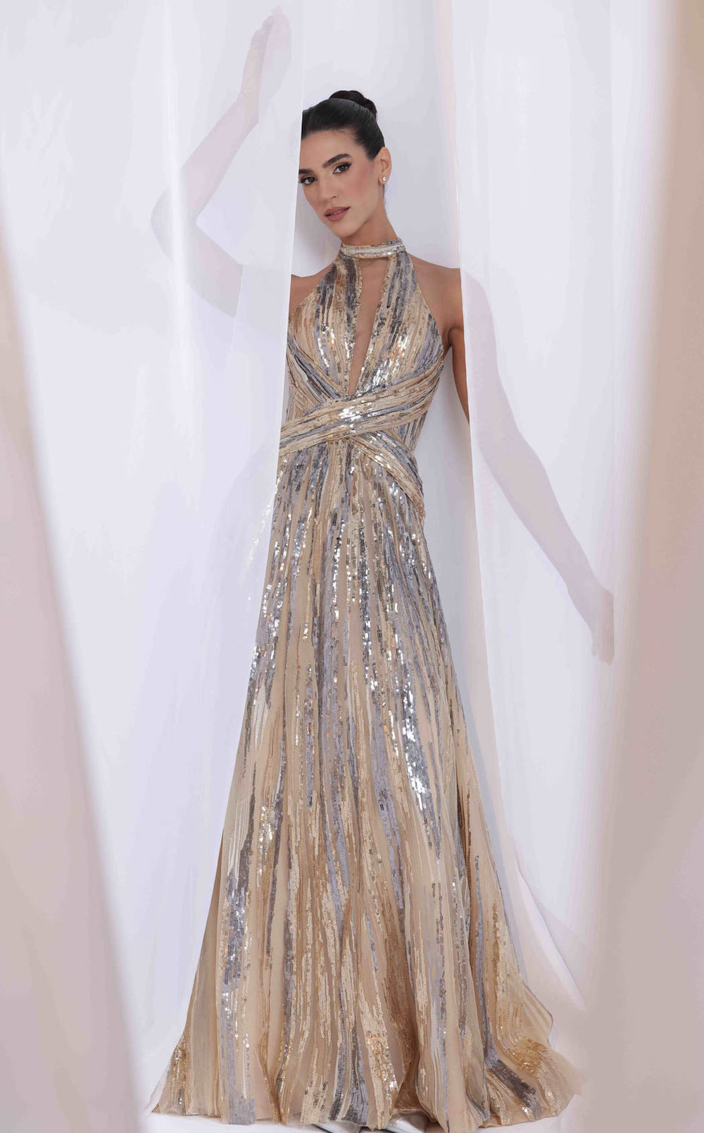 Sara Safa SS26002 Dress details - VOLAKK