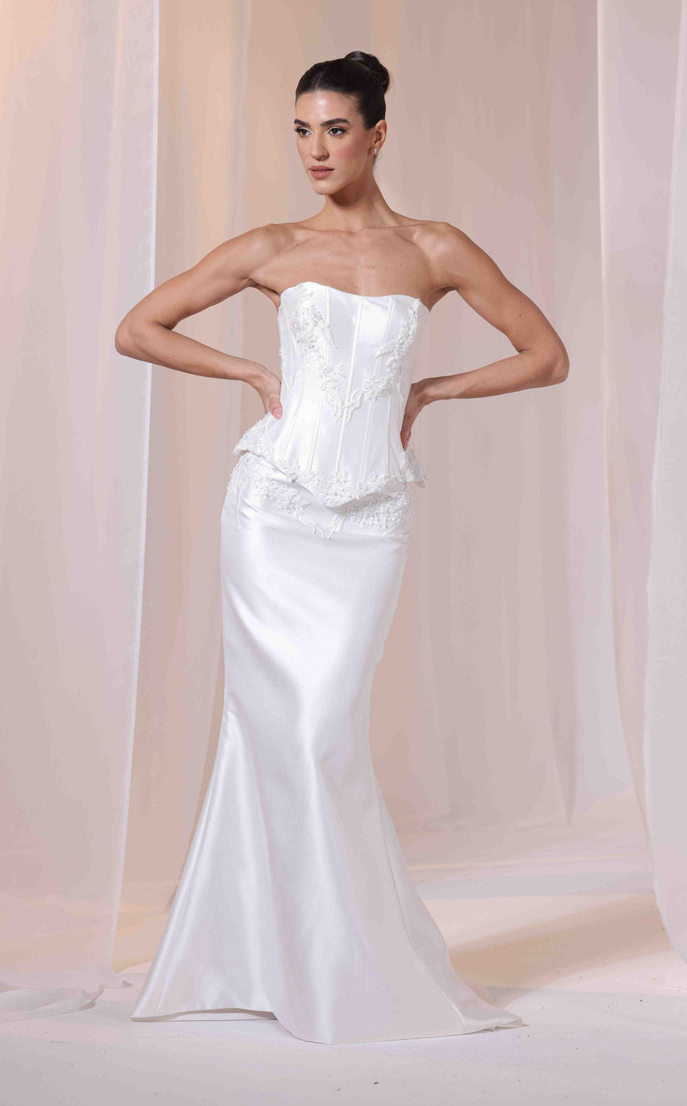 Sara Safa SS26012 Dress details - VOLAKK
