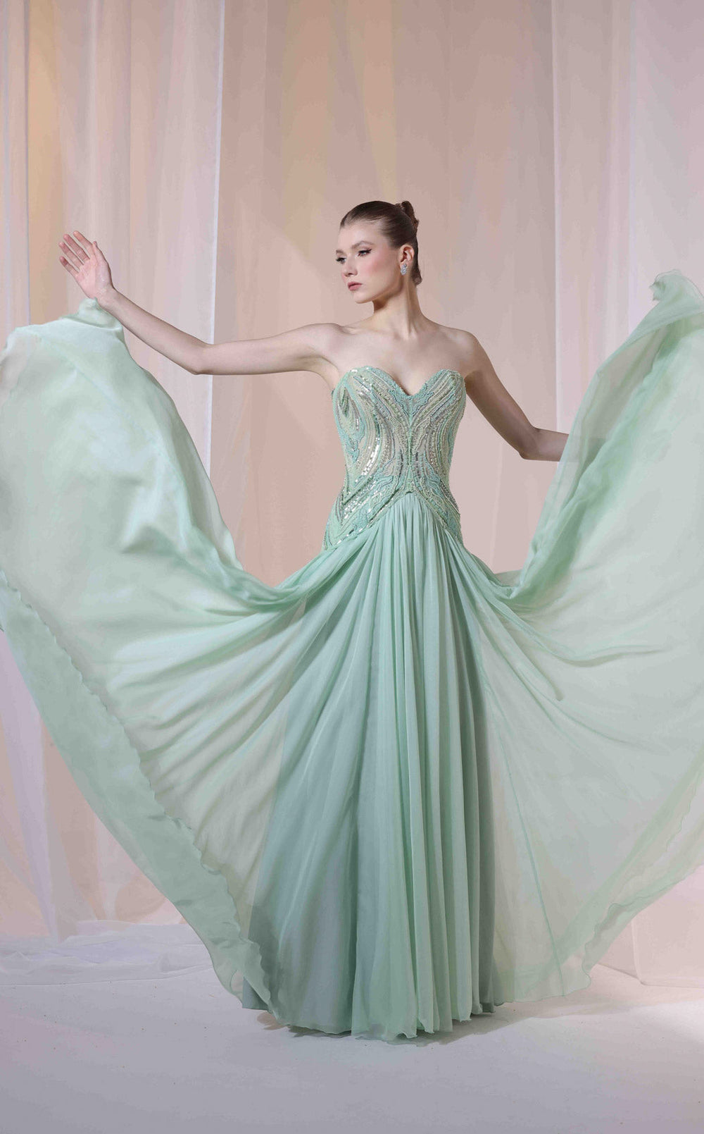 Exquisite Sara Safa SS26026 Dress detail view - VOLAKK