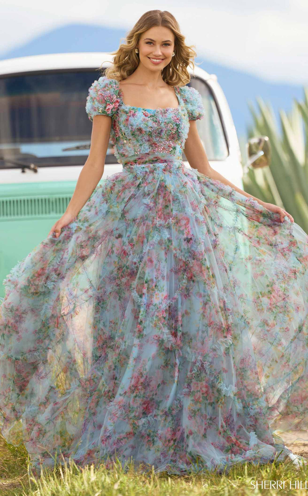 Exquisite Sherri Hill 55560 Dress detail view - VOLAKK