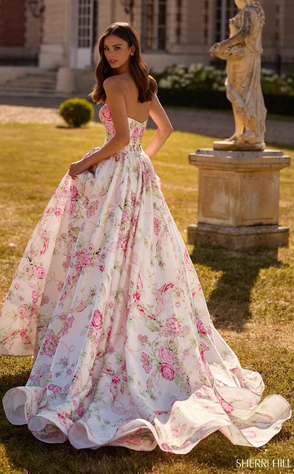 Exquisite Sherri Hill 57667 Dress detail view - VOLAKK