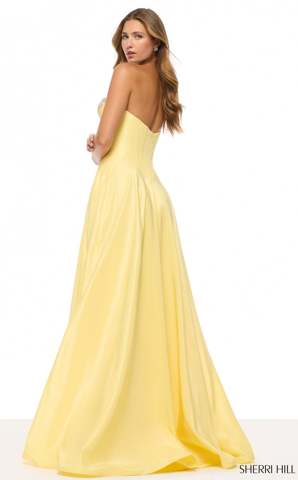 Exquisite Sherri Hill 57747 Dress detail view - VOLAKK