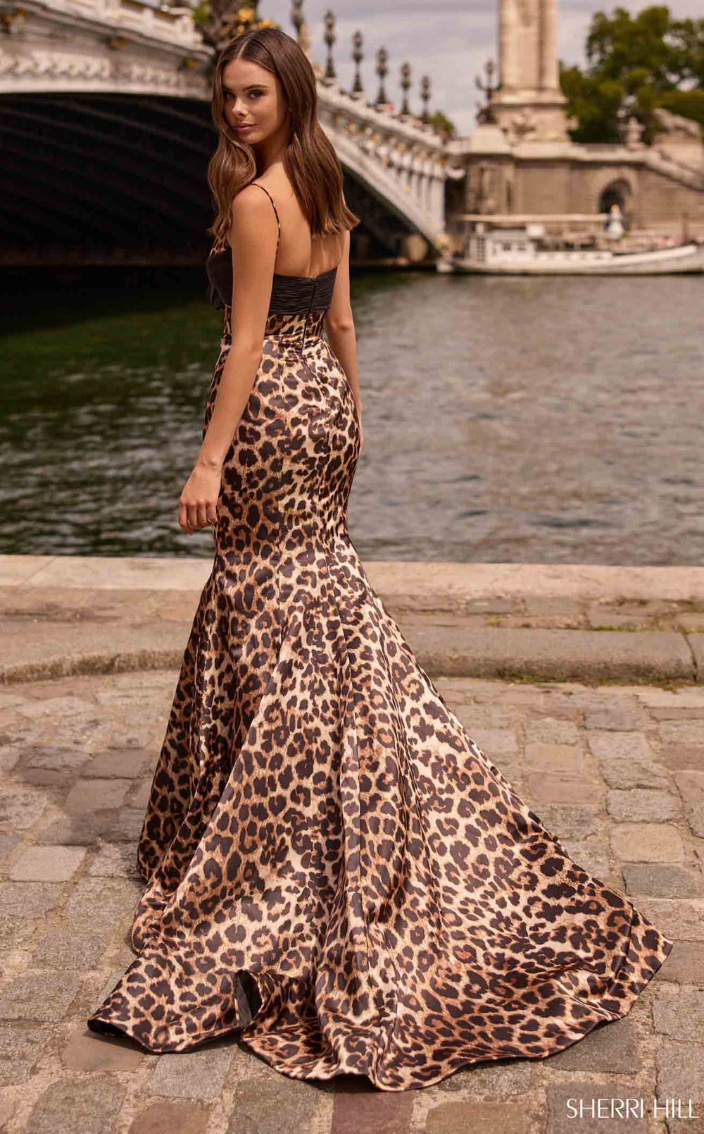 Exquisite Sherri Hill 57767 Dress detail view - VOLAKK