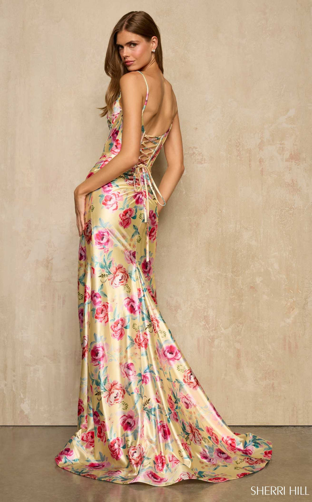 Exquisite Sherri Hill 57938 Dress detail view - VOLAKK