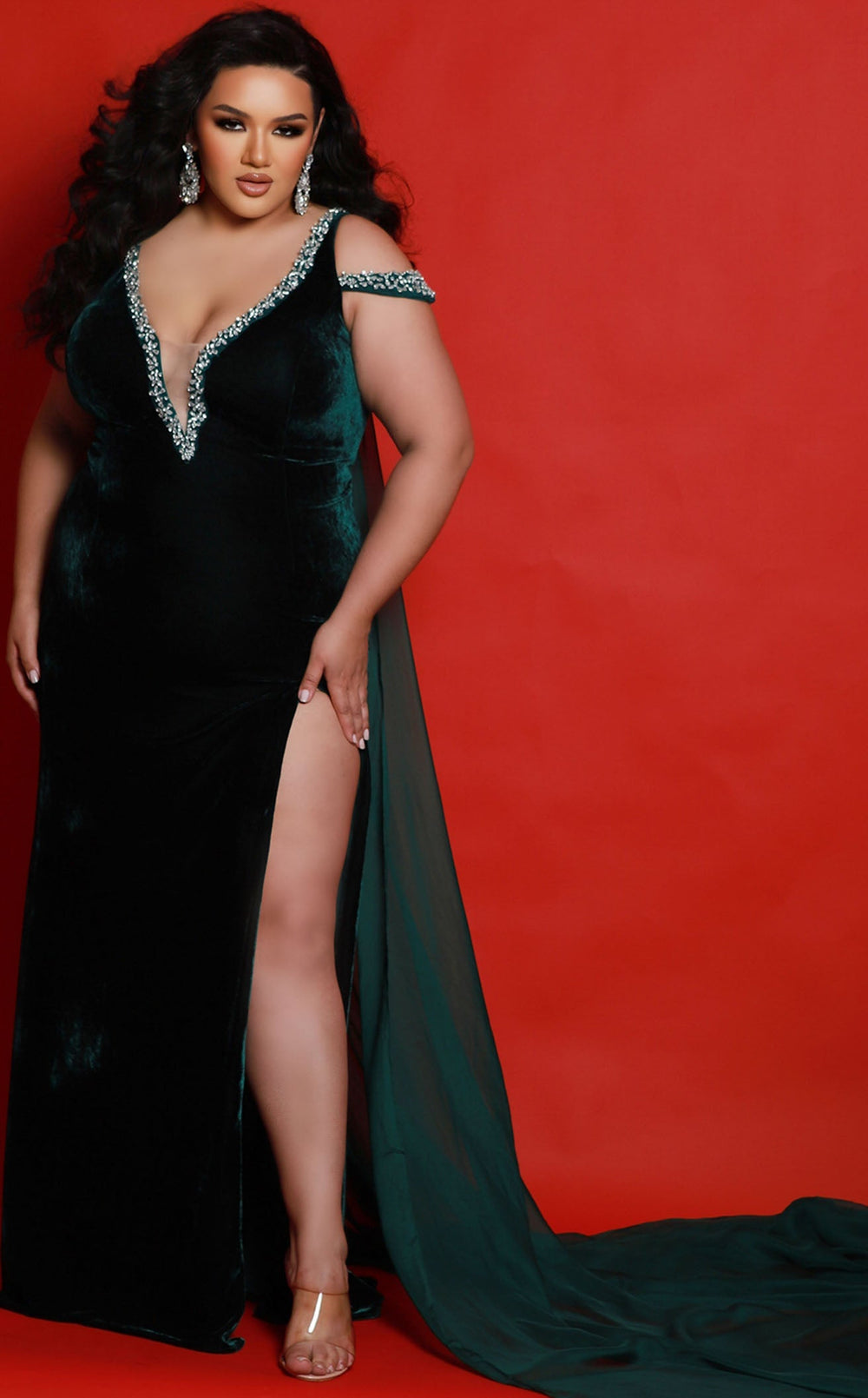 Exquisite Sydneys Closet JK2420 Dress detail view - VOLAKK