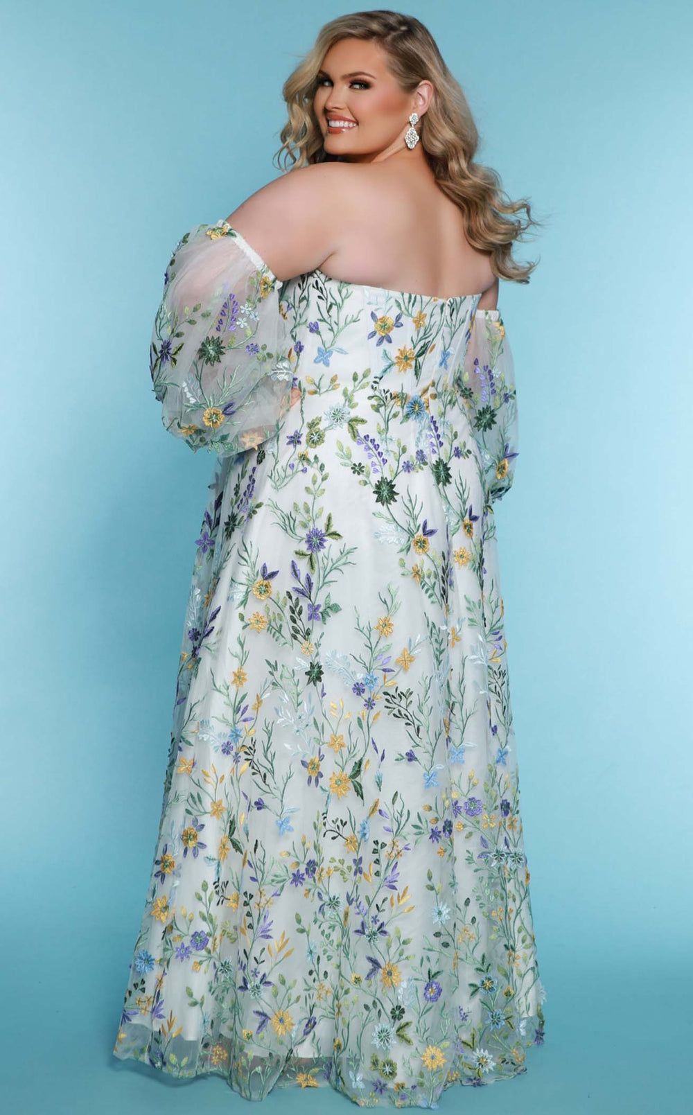 Exquisite Sydneys Closet SC5326 Dress detail view - VOLAKK