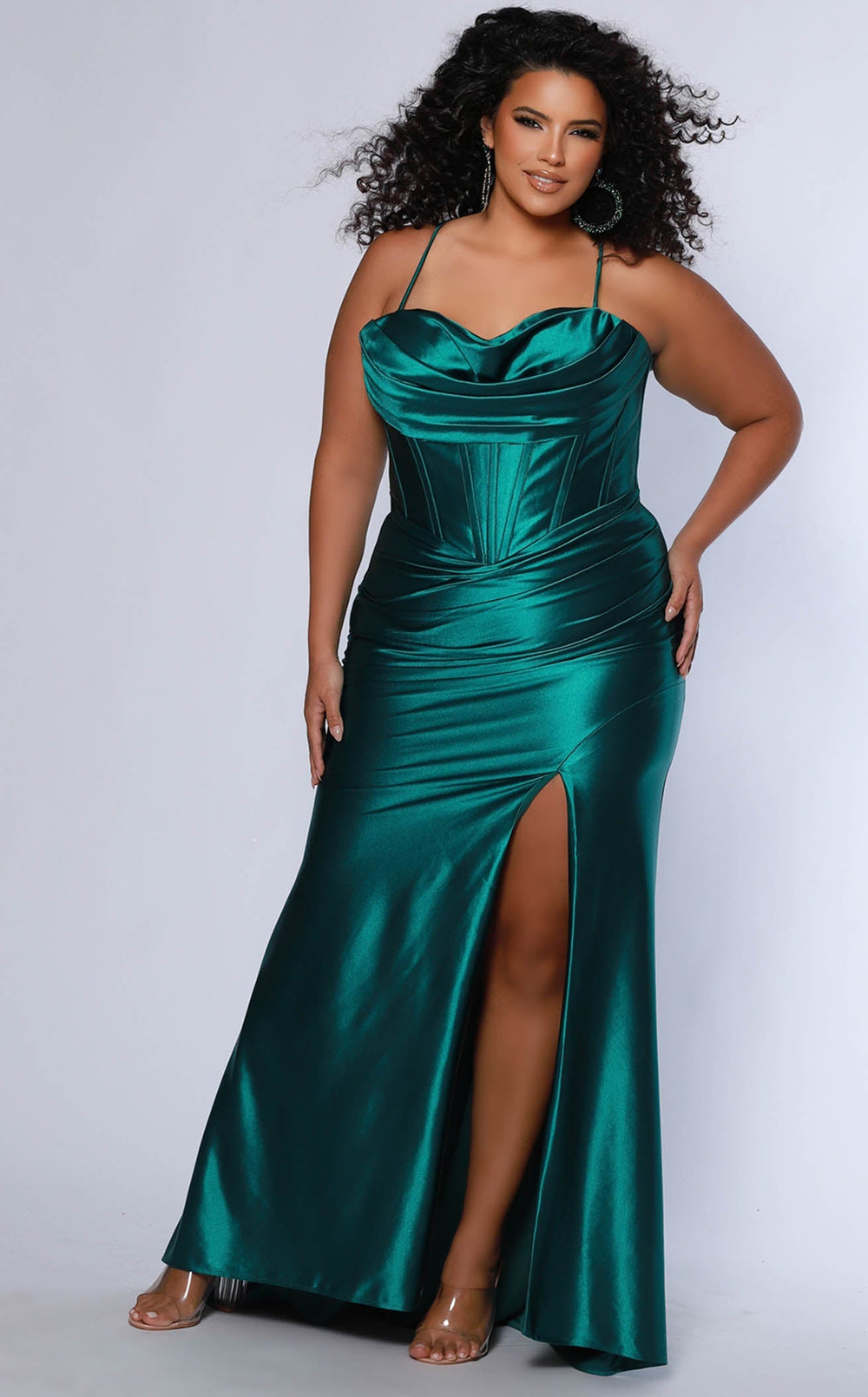 Exquisite Sydneys Closet SC7426 Dress detail view - VOLAKK