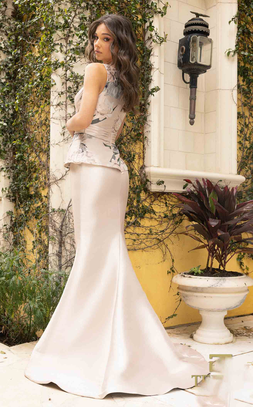 Terani 242M3329 Dress details - VOLAKK