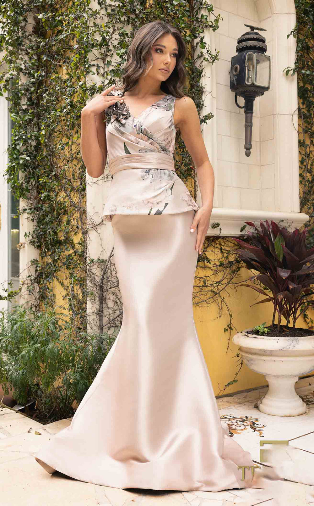 Terani 242M3329 Dress - VOLAKK