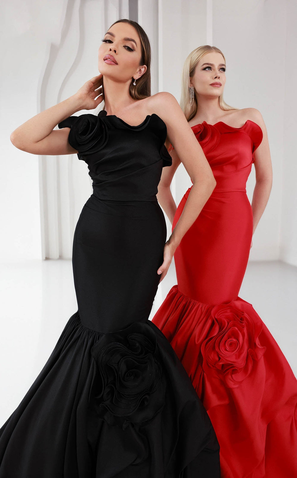 Exquisite Terani 251E4272 Dress detail view - VOLAKK