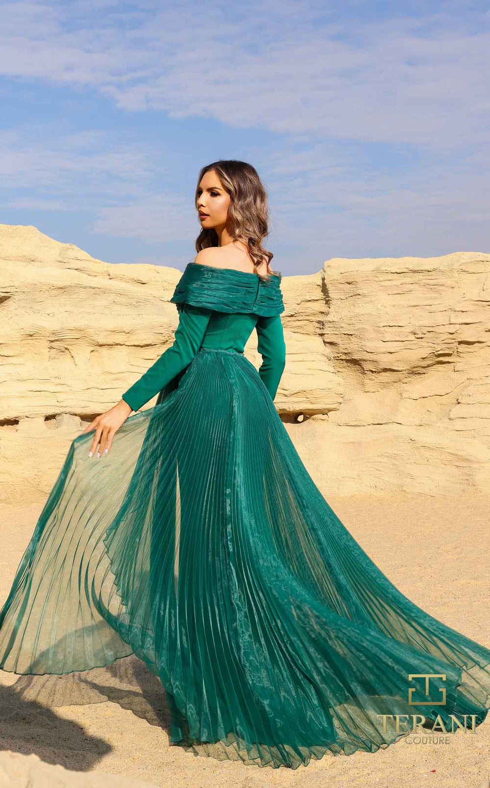 Terani 252M5316 Dress details - VOLAKK