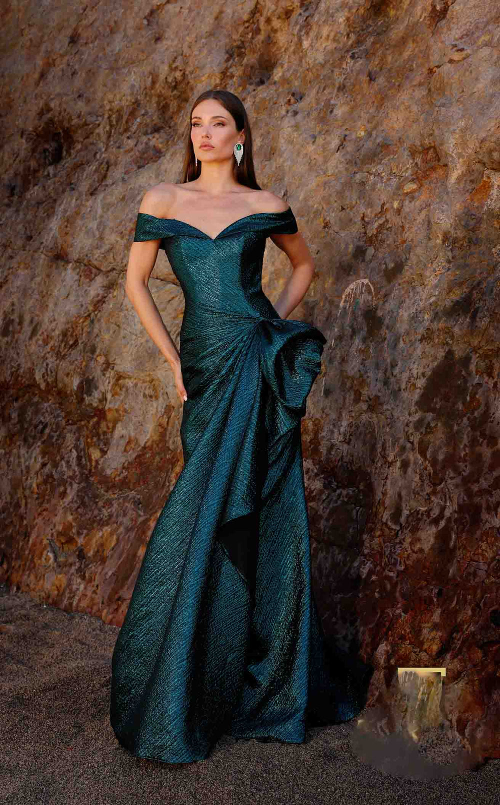 Terani 252M5364 Dress details - VOLAKK