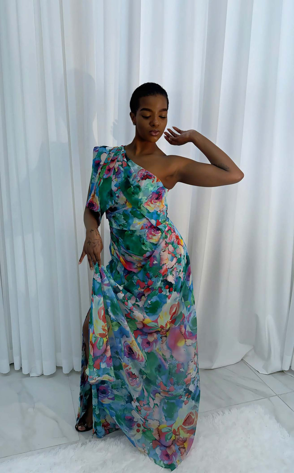 Terani 261e6646 Dress details - VOLAKK