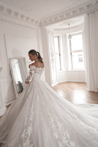 Off-the-Shoulder Lace Ball Gown Nuria view 5