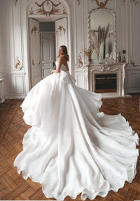 Organza Huge Bow With Train “Audrey” view 6