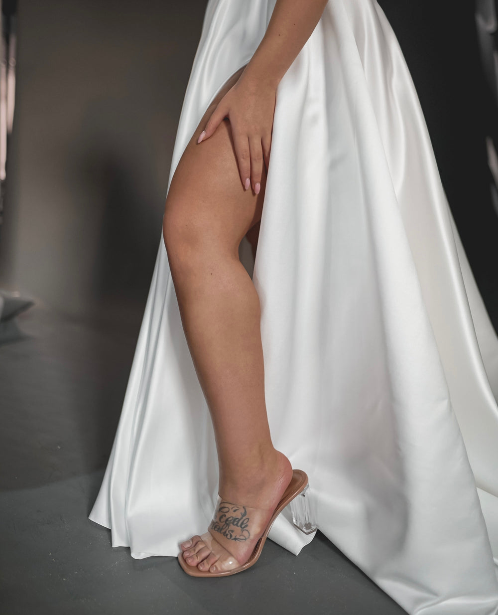 Exquisite Plus Size Satin Wedding Dress Sentea with Front Slit detail view - VOLAKK