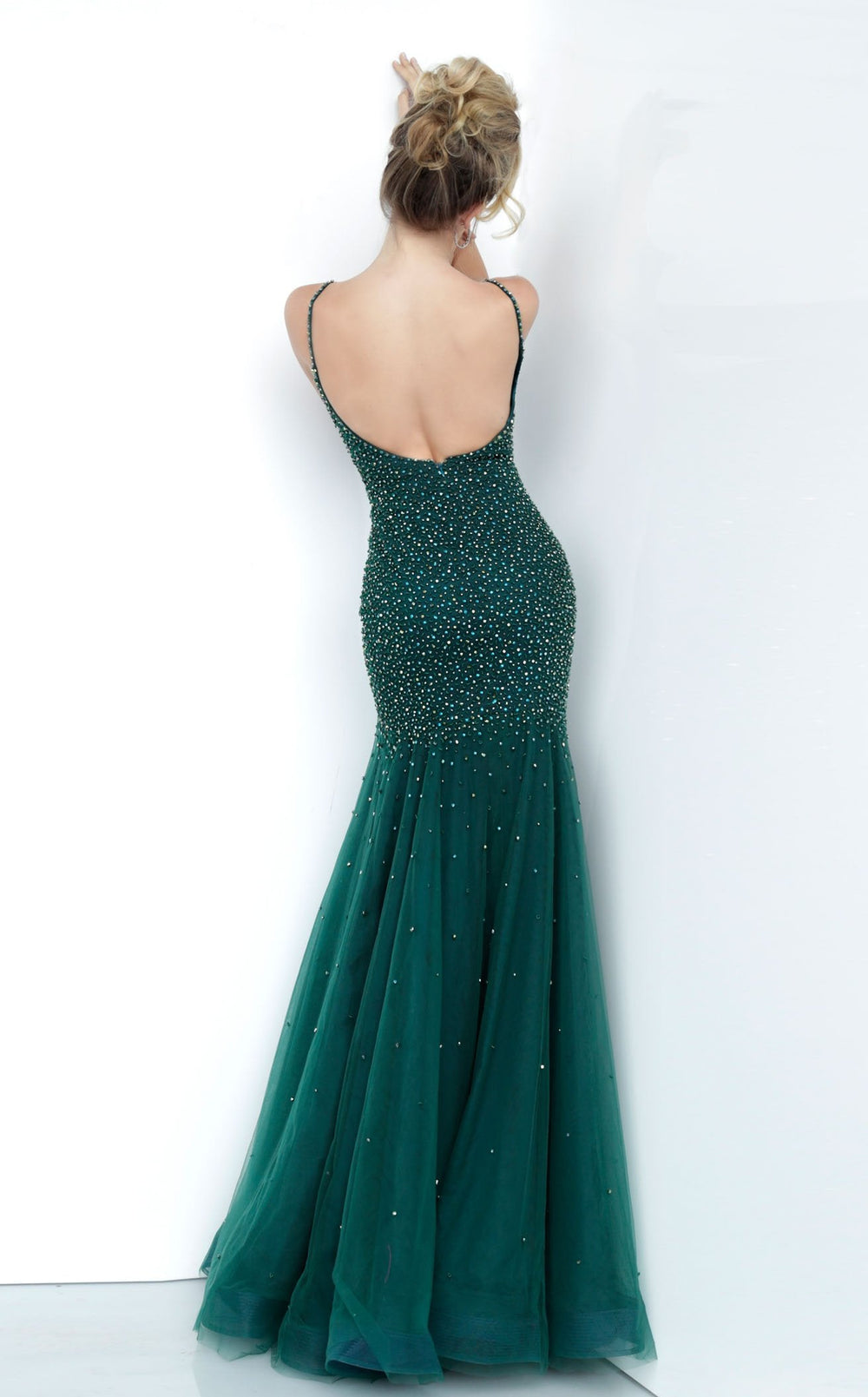 Exquisite Jovani 62987BG Dress detail view - VOLAKK