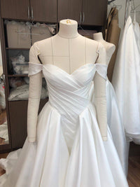 Basque Waist Wedding Gown Oceania view 17