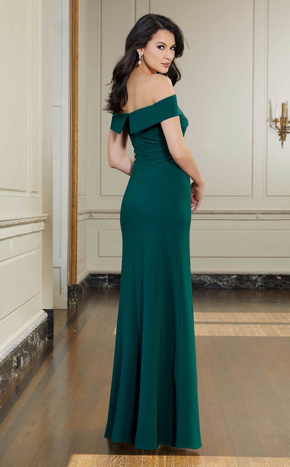 Exquisite MGNY 72609 Dress detail view - VOLAKK